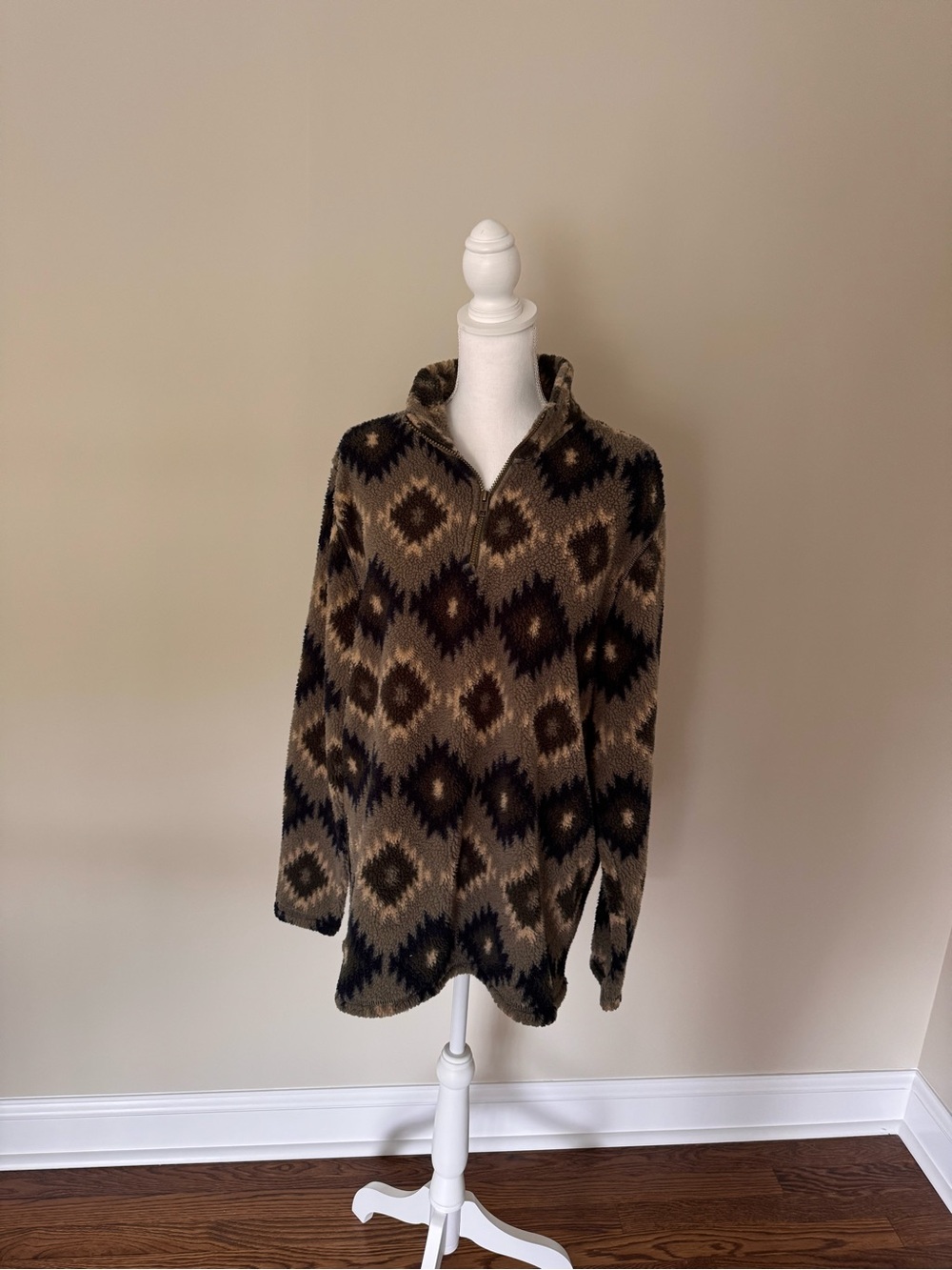 Cozy Sherpa Patterned Quarter-Zip Pullover in Brown & Black